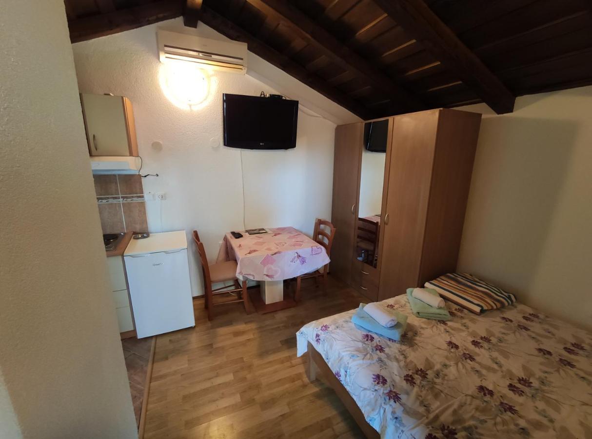 Apartments Vinetilia Mošćenička Draga Eksteriør billede